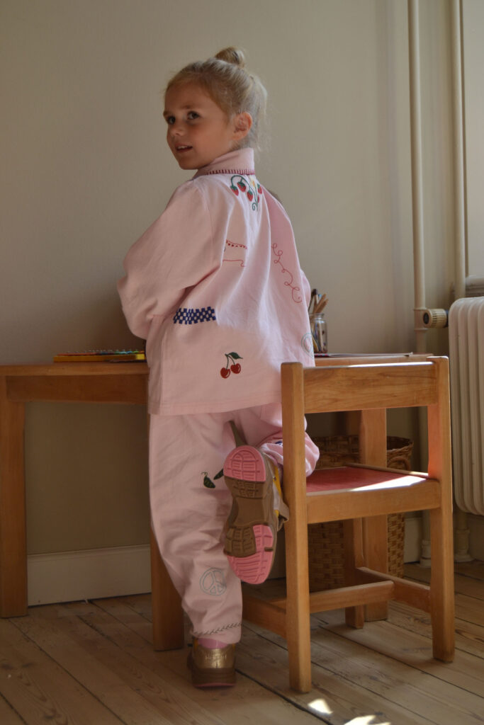 Bisggard sneaks til børn